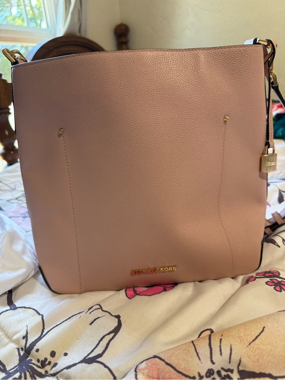 Michael Kors Dusty Pink Pebbled Leather Shoulder Bag with Gold Hardware